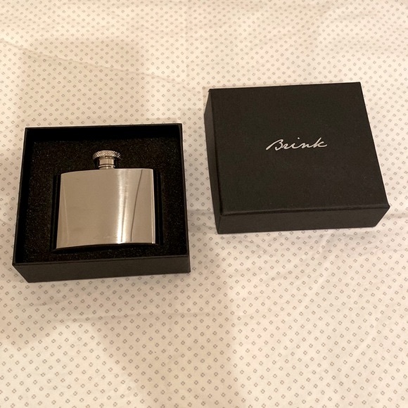 NWT Brink Hip Stainless Steel 2 Ounce Flask (includes Original Box) - Picture 2 of 7